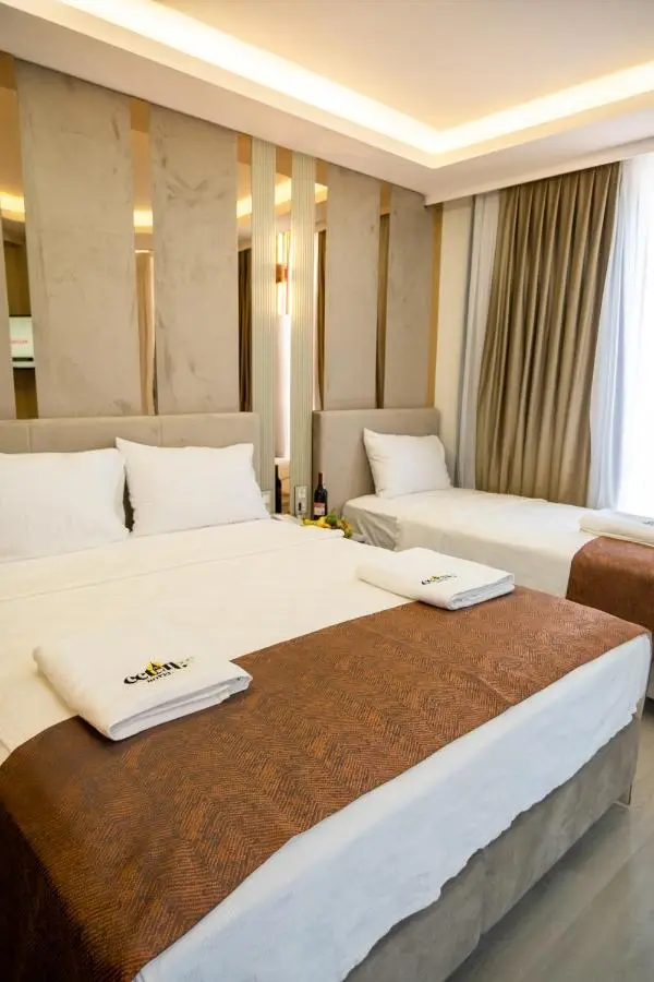 Cetin Port Hotel