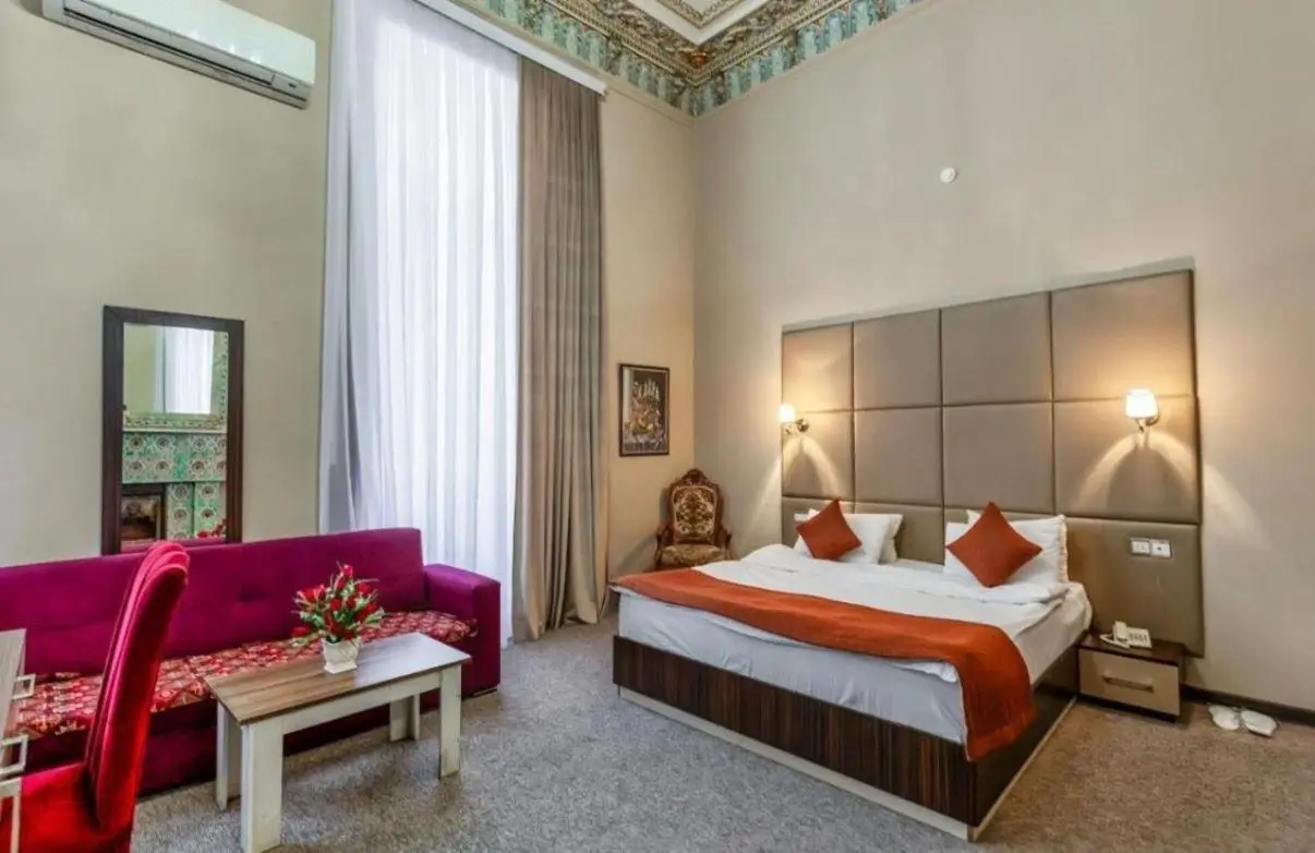 Bella Garden Nizami Hotel
