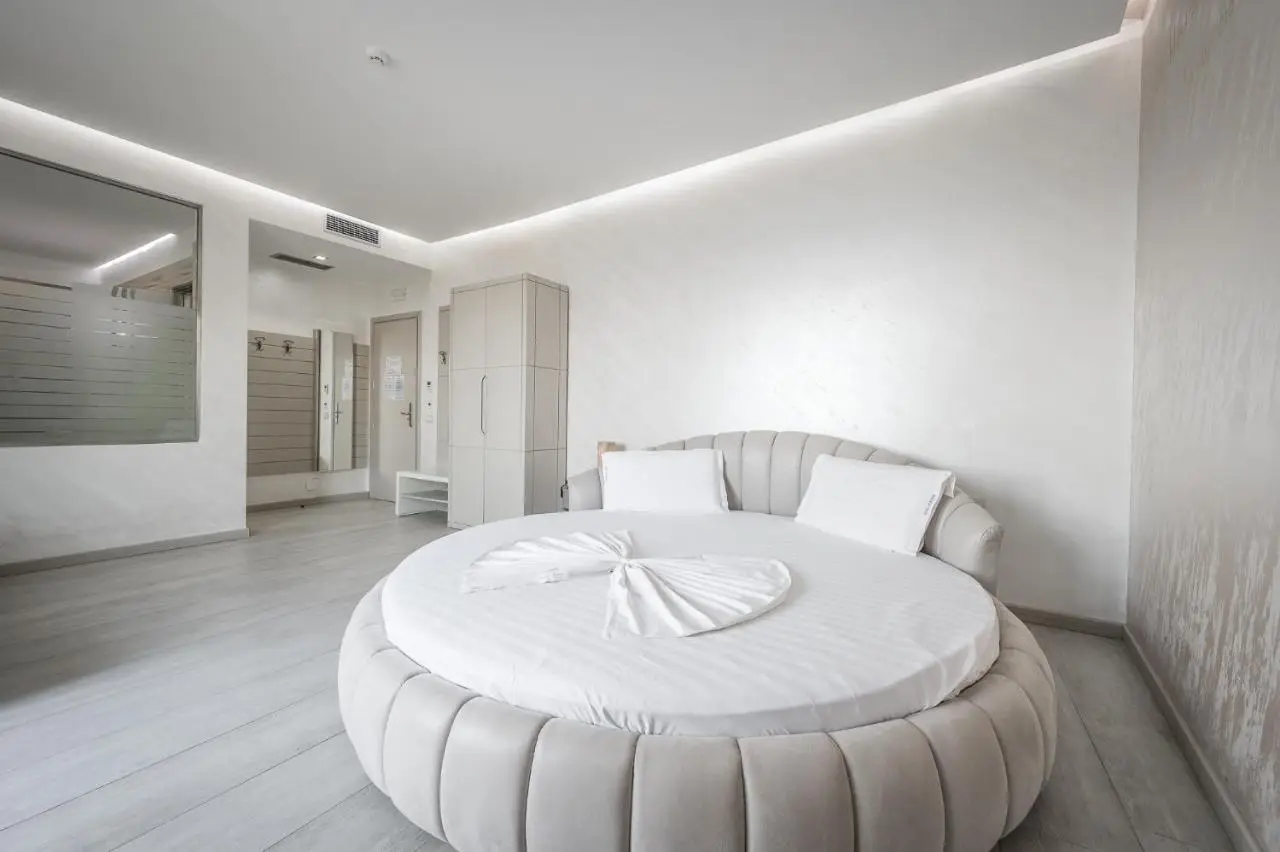 Splendor Hotel