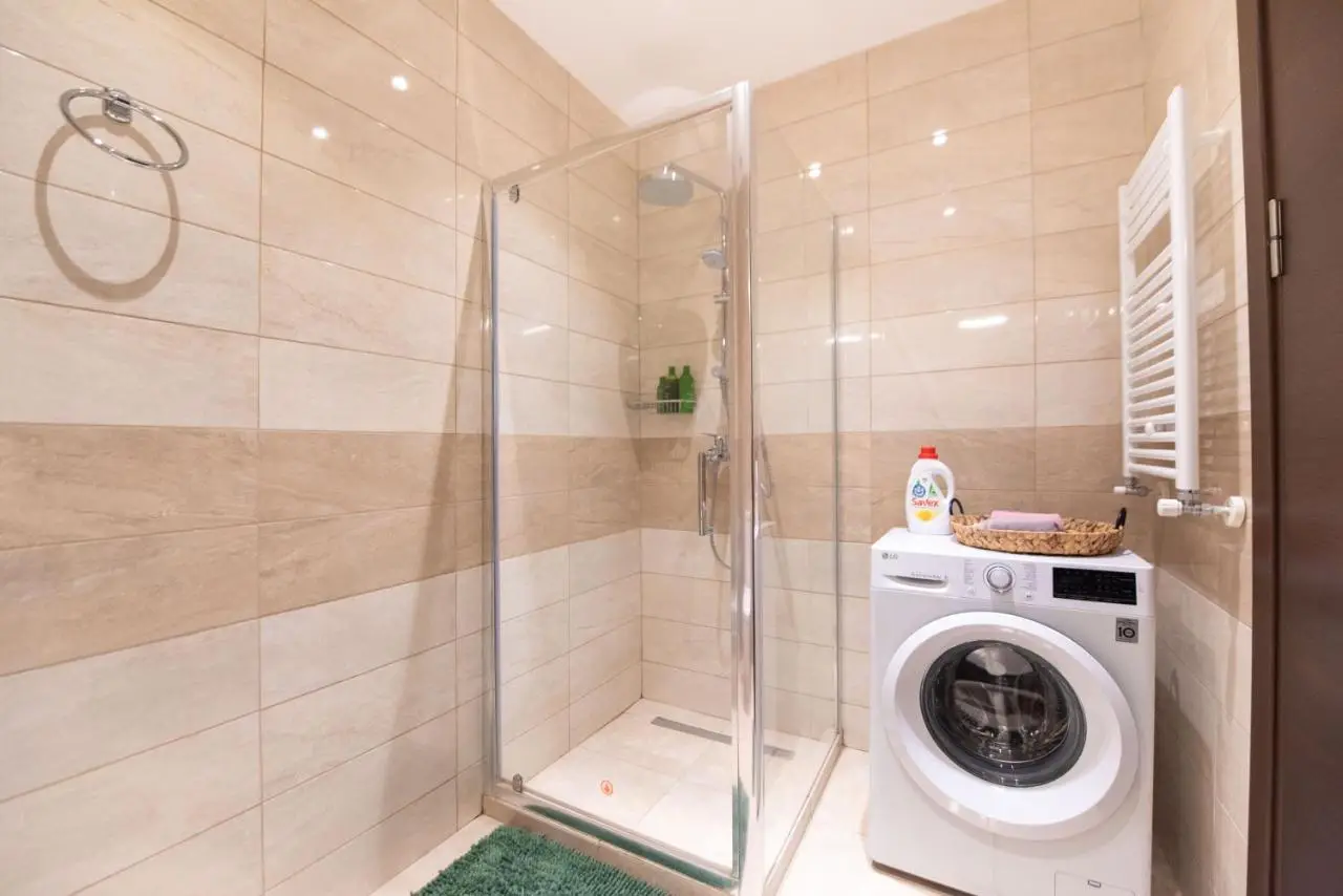 ProRealty - cozy 1 bedroom apartment on Kazbegi avenue 15