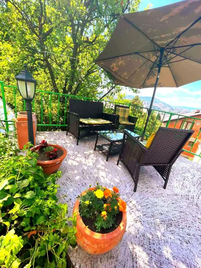 Garden free parking
