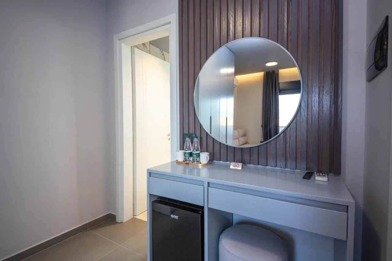 Lake View Rooms Ksamil