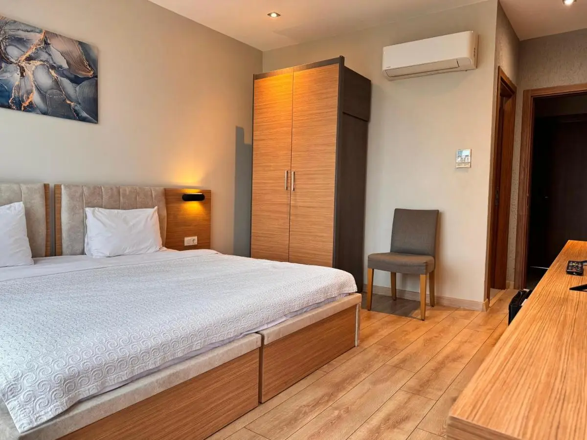 İNNPORT HOTEL