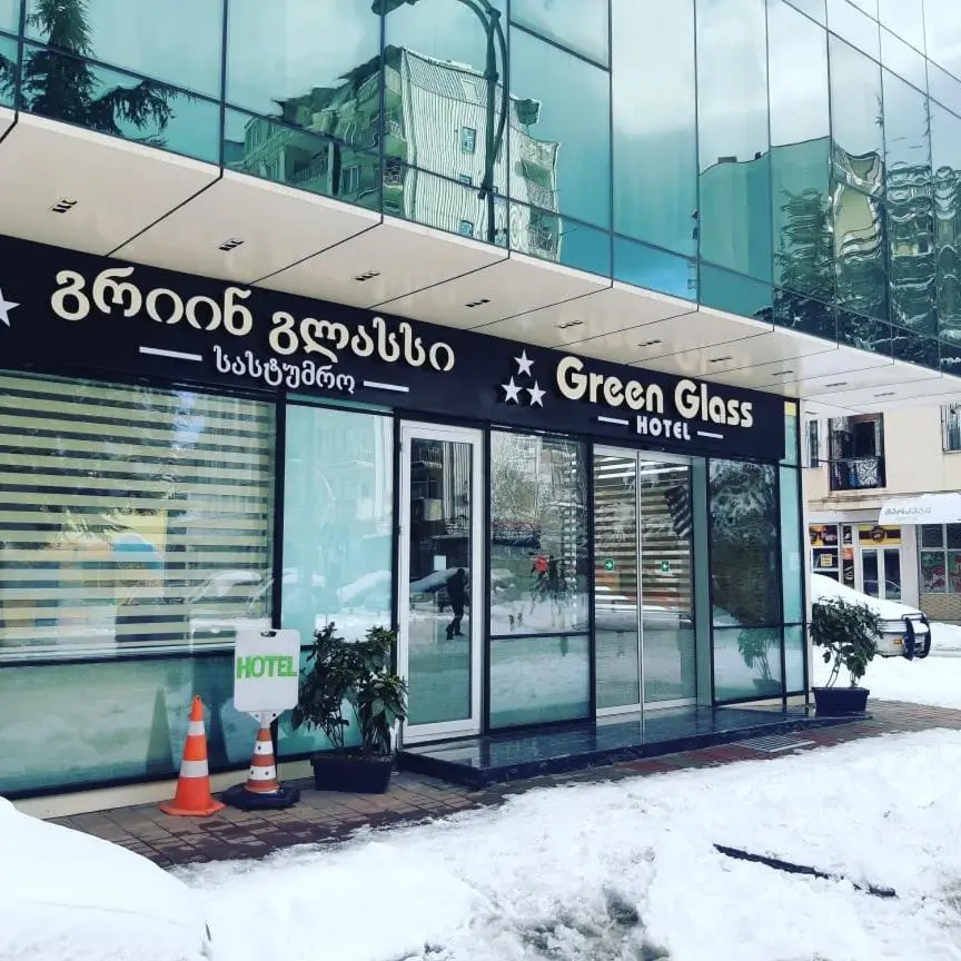 Hotel Green Glass