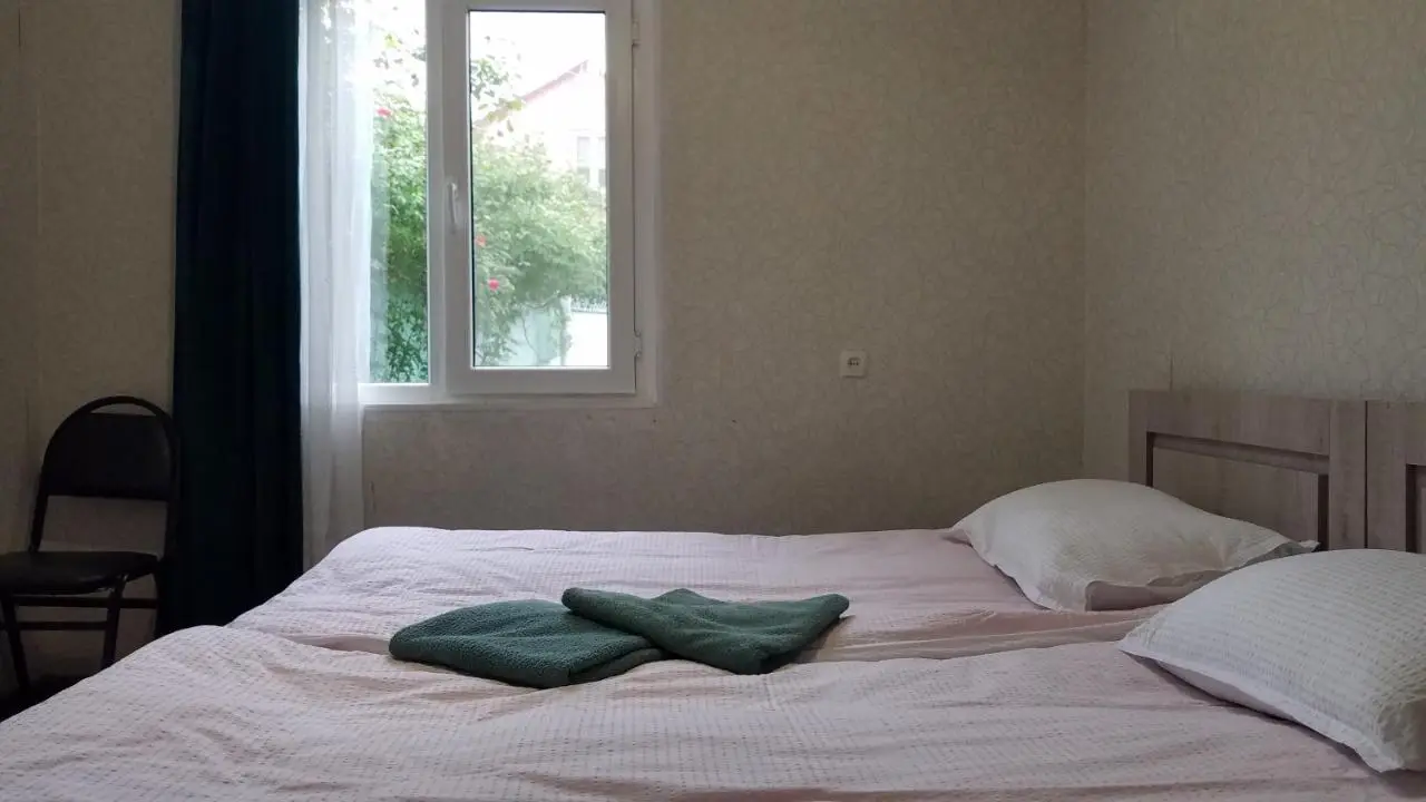 Guest House Green Rose