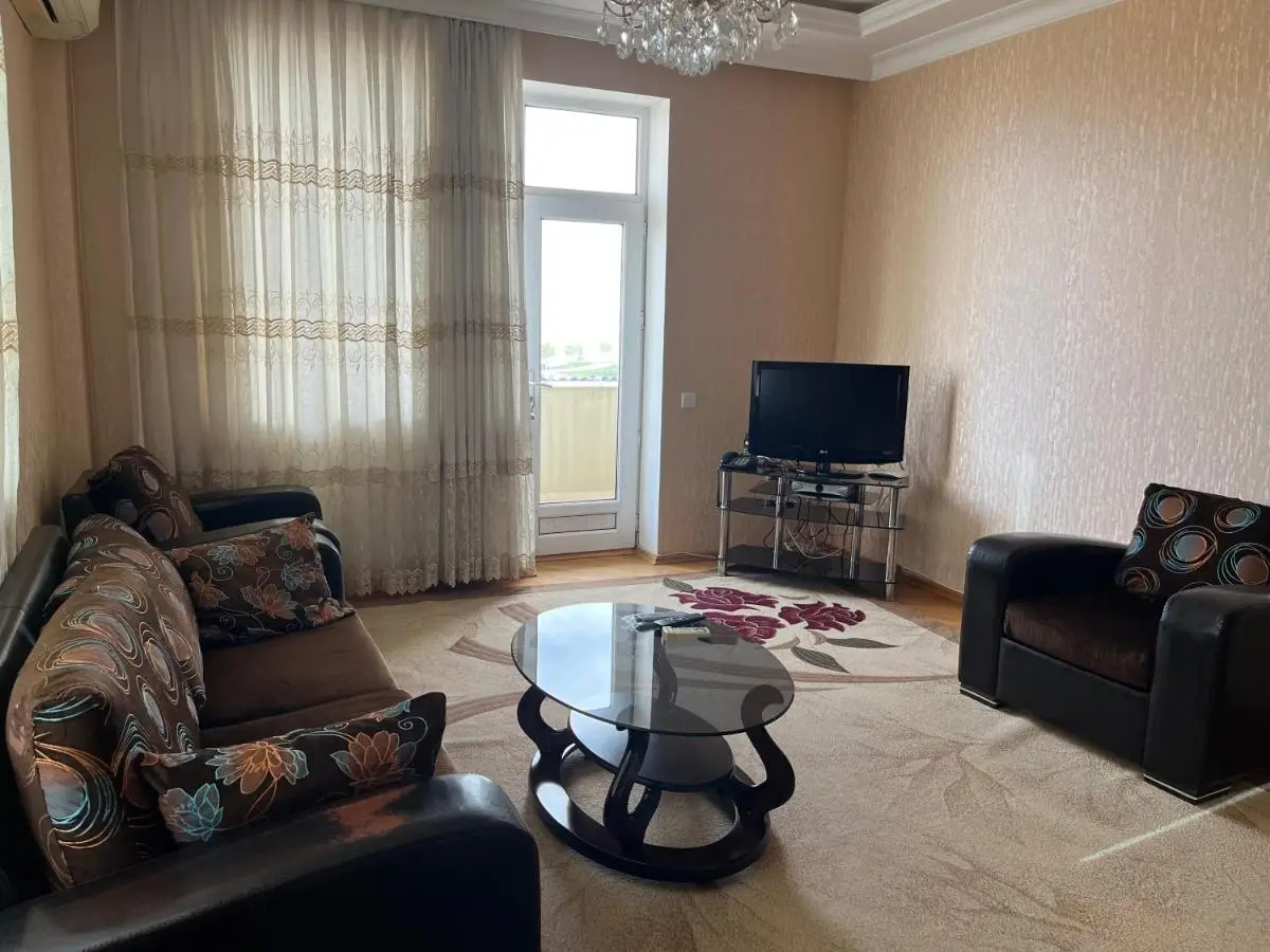 Sea view couple apartmant at boulvard,near nizami street