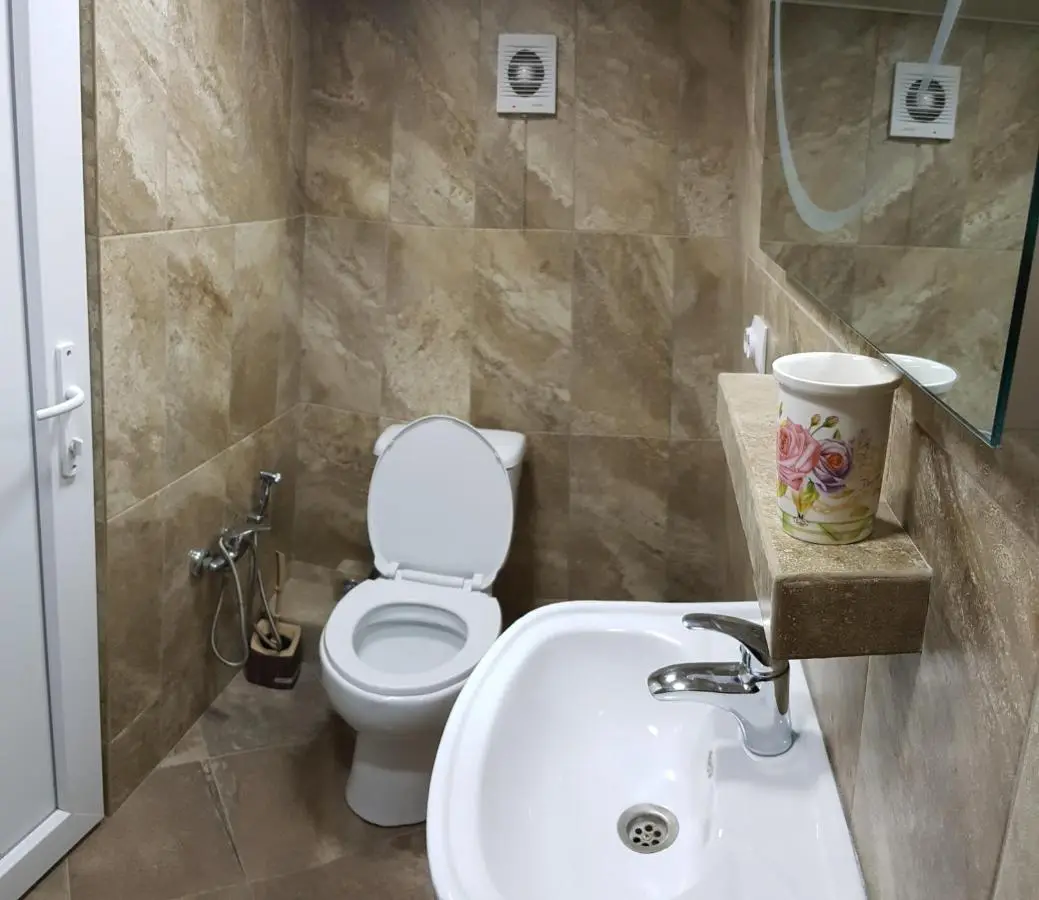 GUEST HOUSE 15A