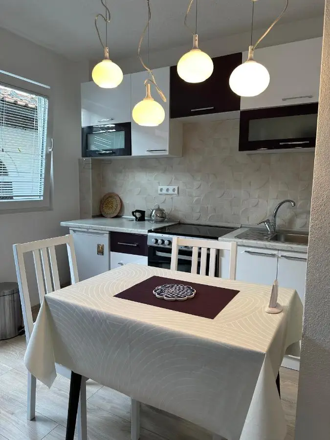 Yasmin Apartments - Your Window to Sarajevo