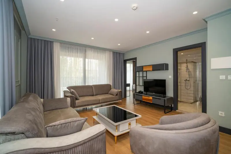 Rusel Park Residence