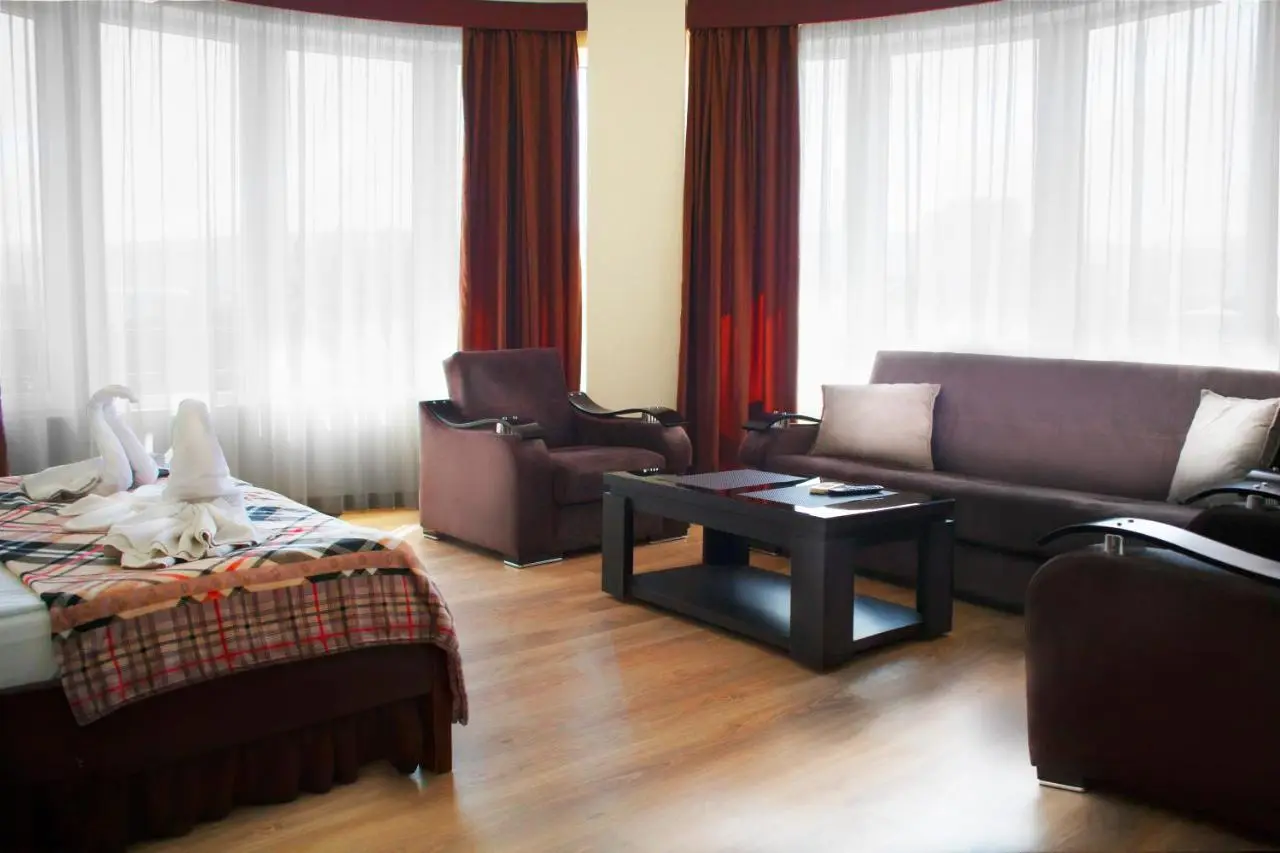 Hotel Lux