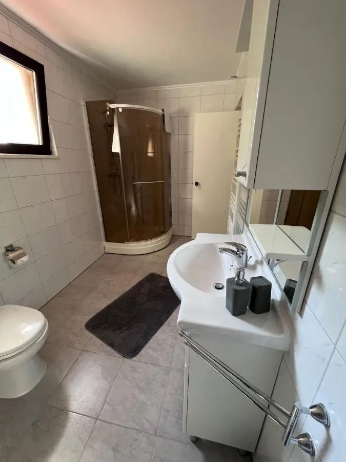 Oaza mira - Apartment with Lake View & Private Pool