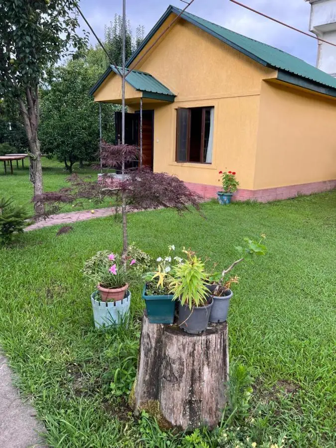 Senima's paradise - Pool & Cottages