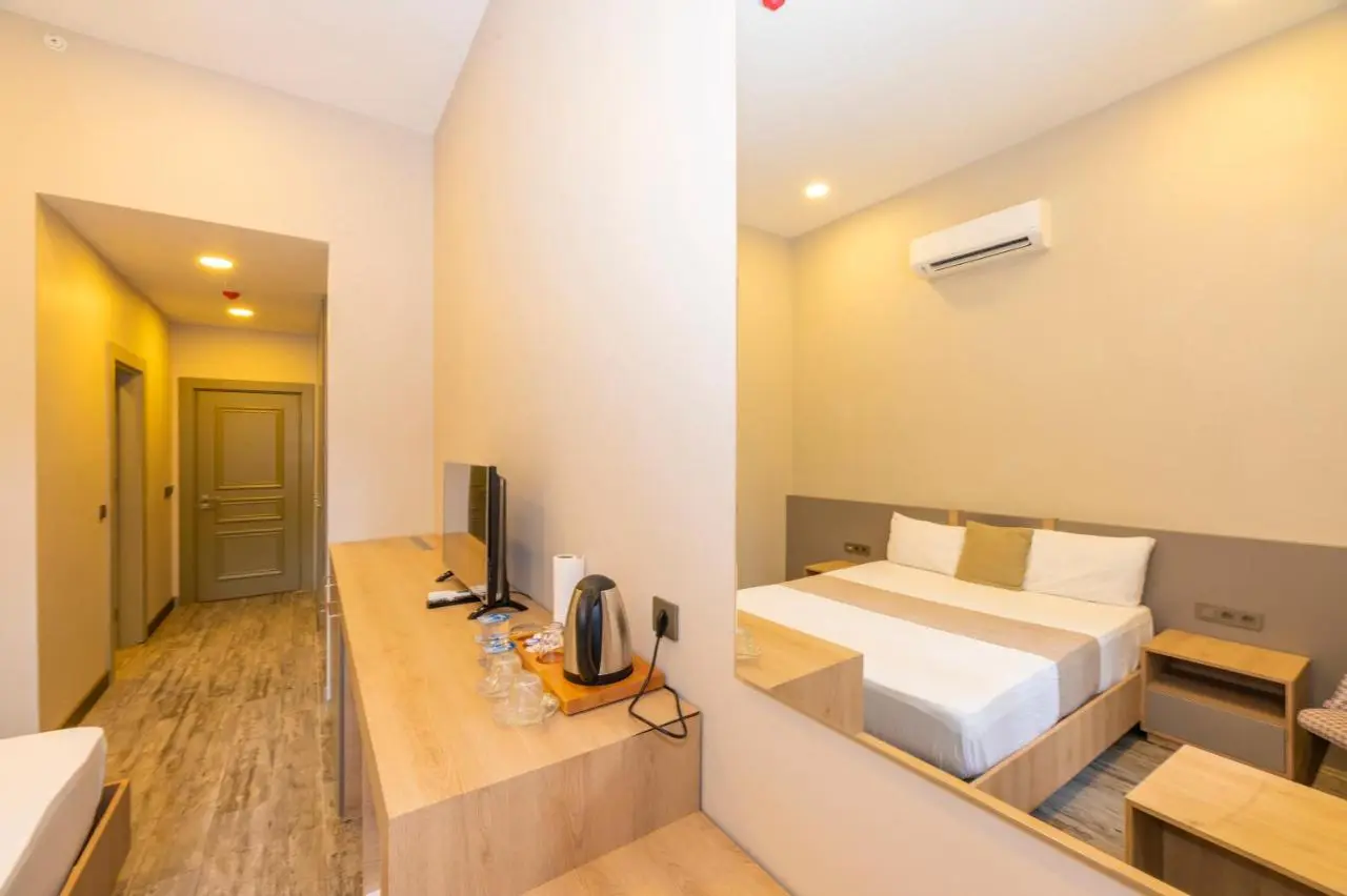 Agora Suites
