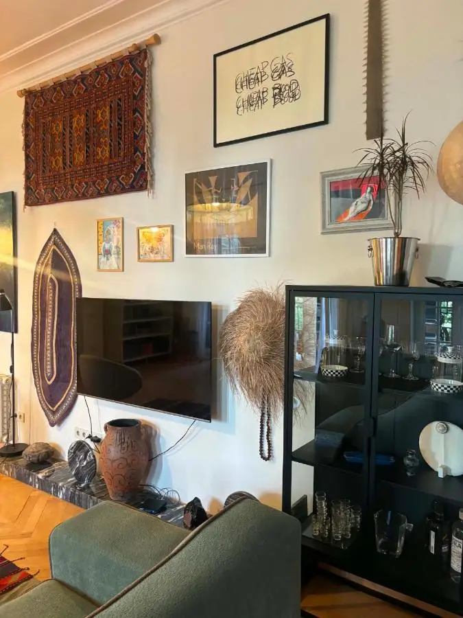 Artsy Apartment