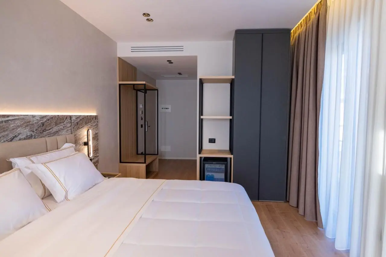 Tris3 Hotel