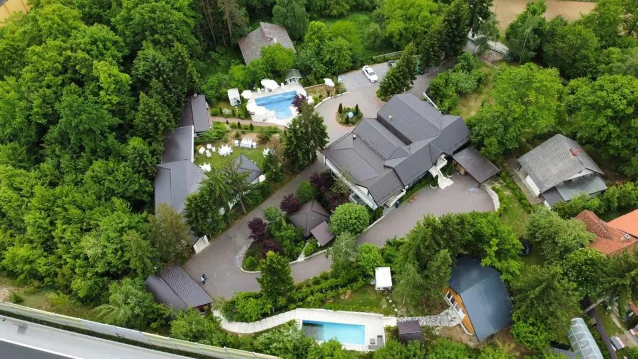 Rakovica Resort