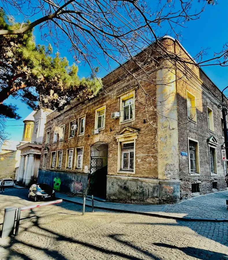 sweet home in old tbilisi