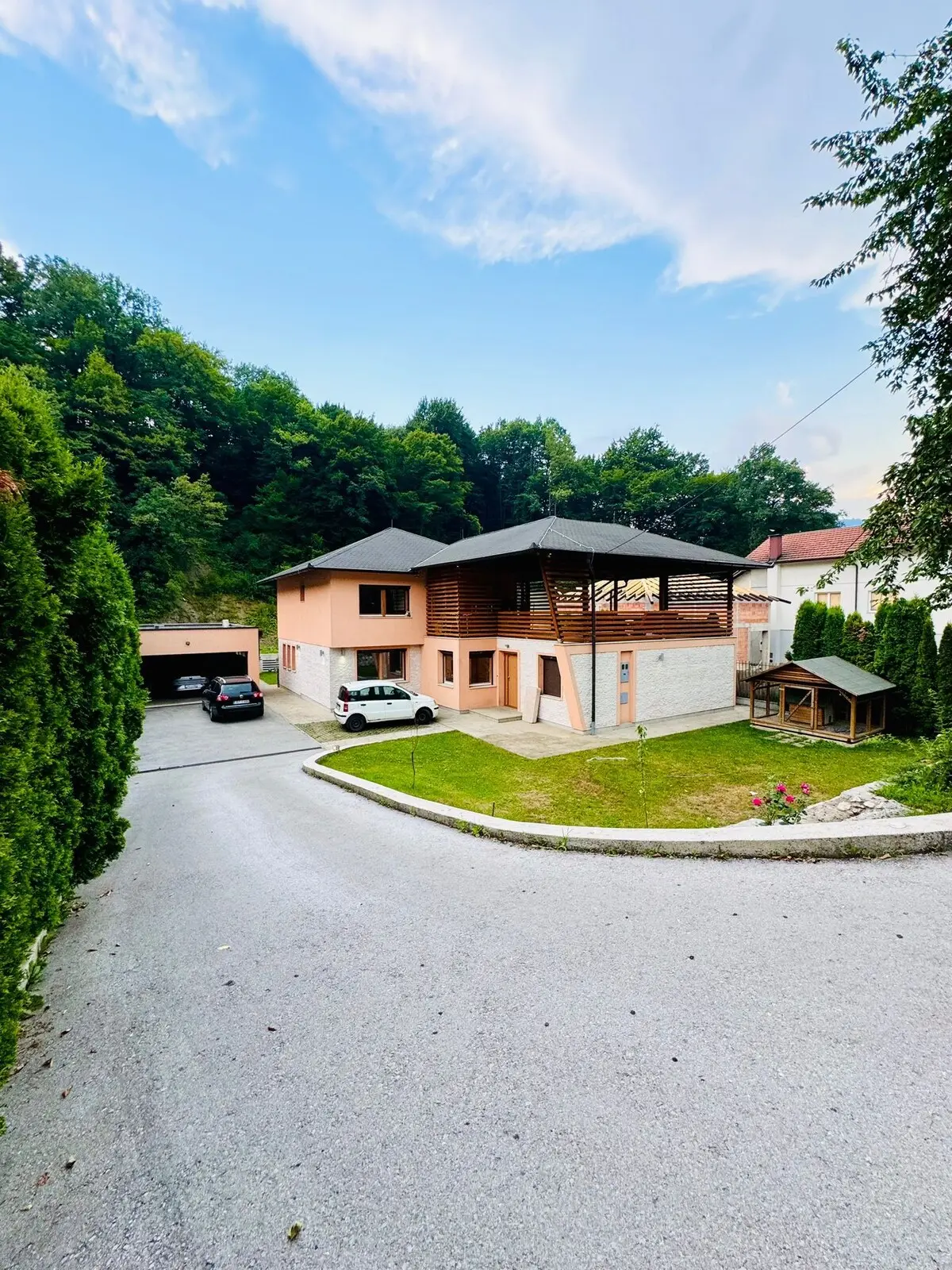 Villa Ella