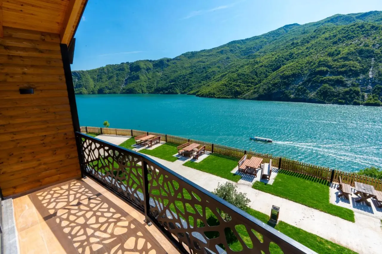 Hotel 5 Stinet