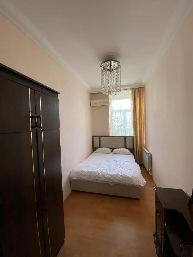 Cozy Old City Apartment