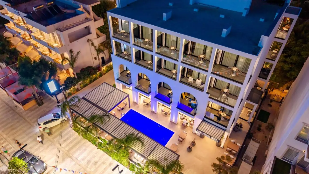 Colosseum Hotel