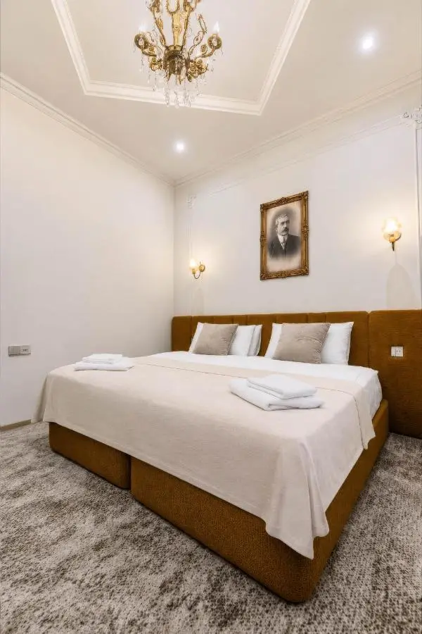 Old Money Boutique Hotel