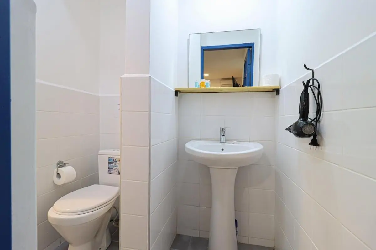 Stylish 1BR Apt in Central Tbilisi By Wehost