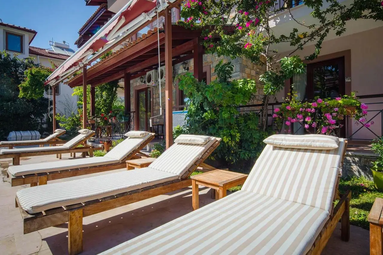 Vira Suites Hotel