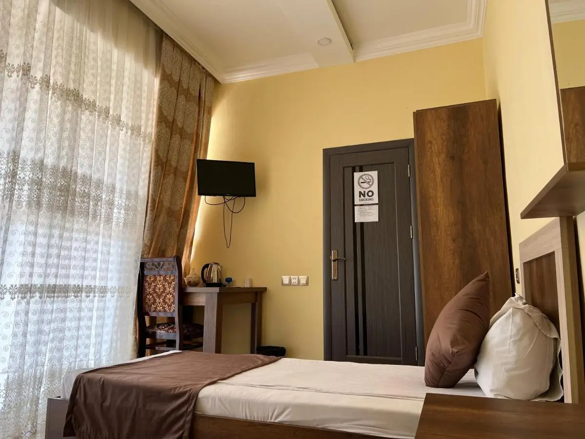 Rahat Hotel