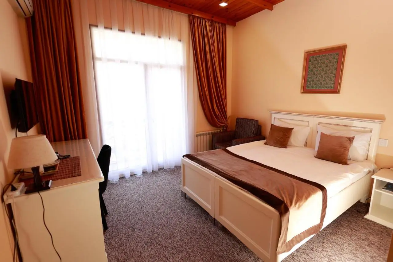 East Legend Hotel