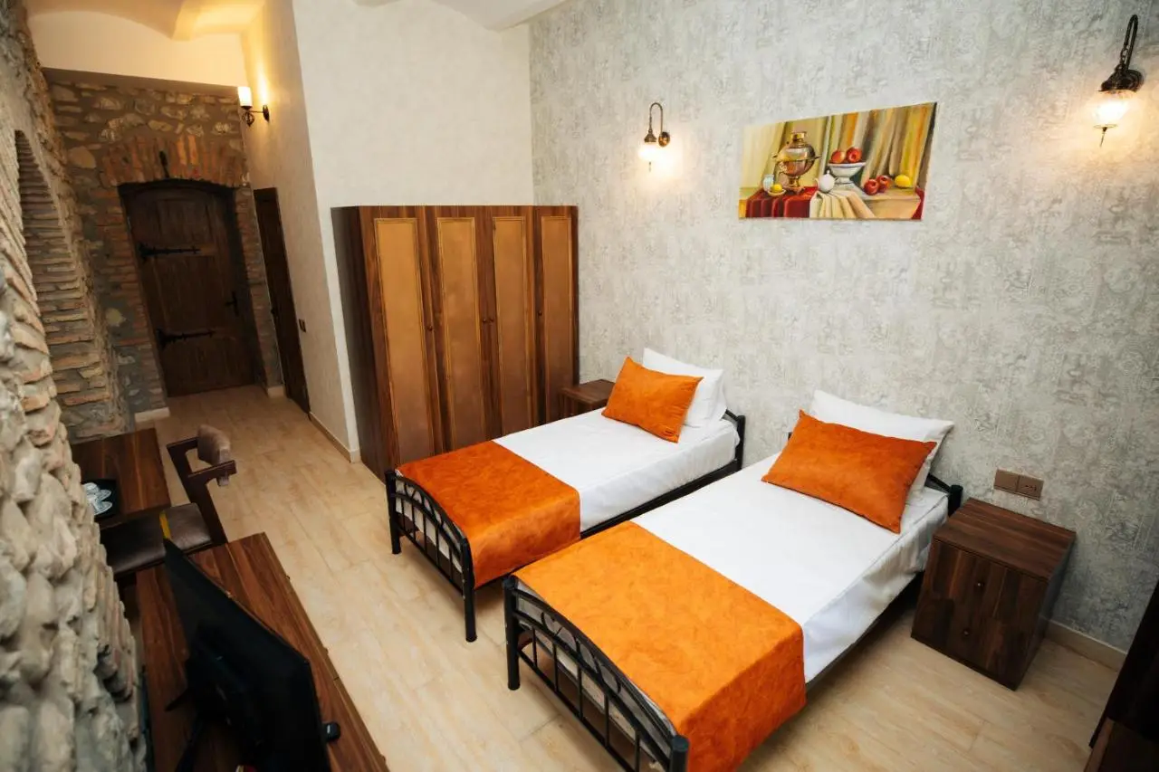 Art Hotel by ABAD Guest