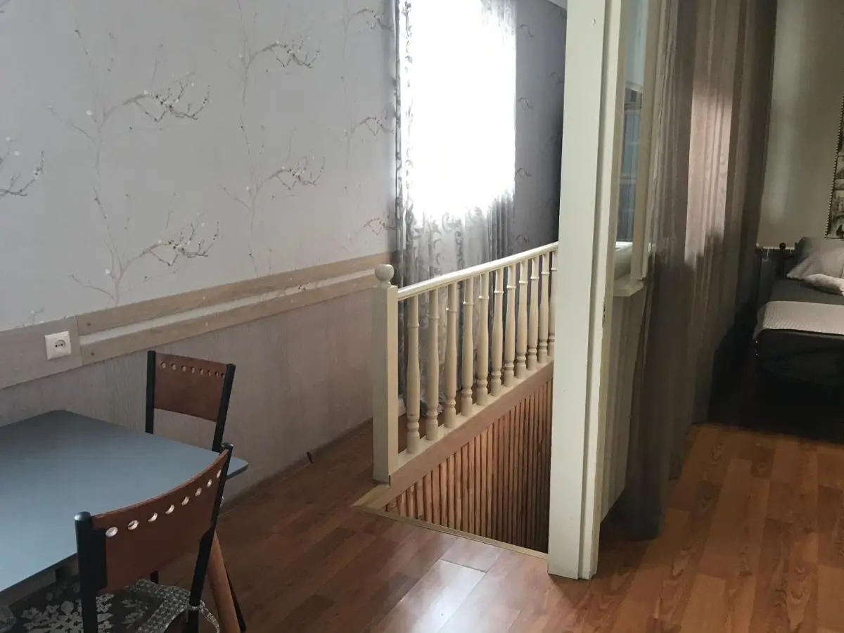 flat 44