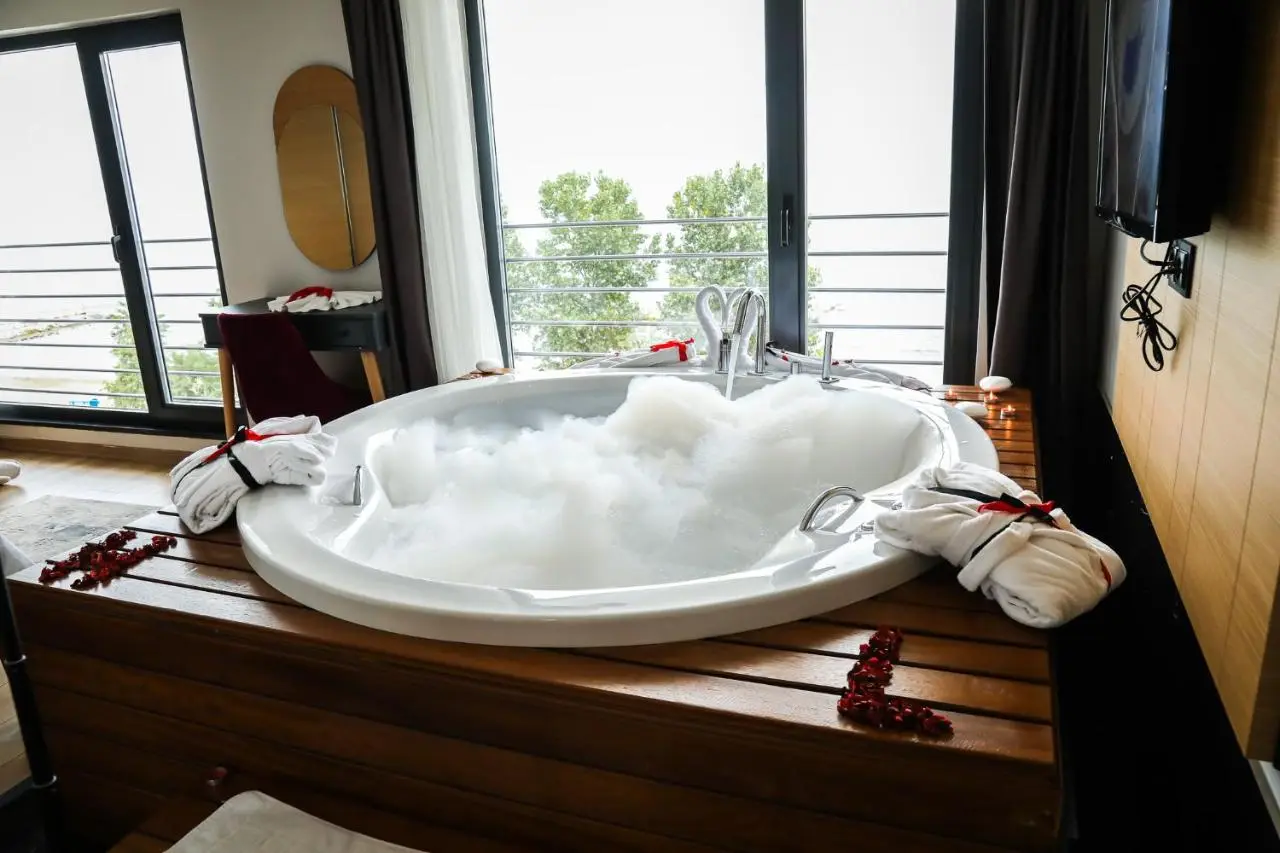 Şehrar Suite Hotel