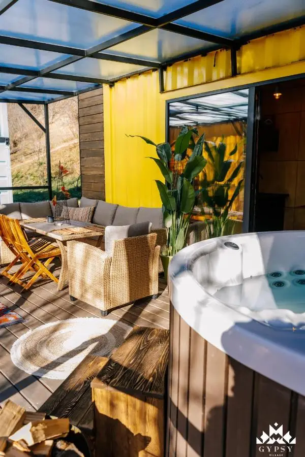 Gipsy Village Park Hotel