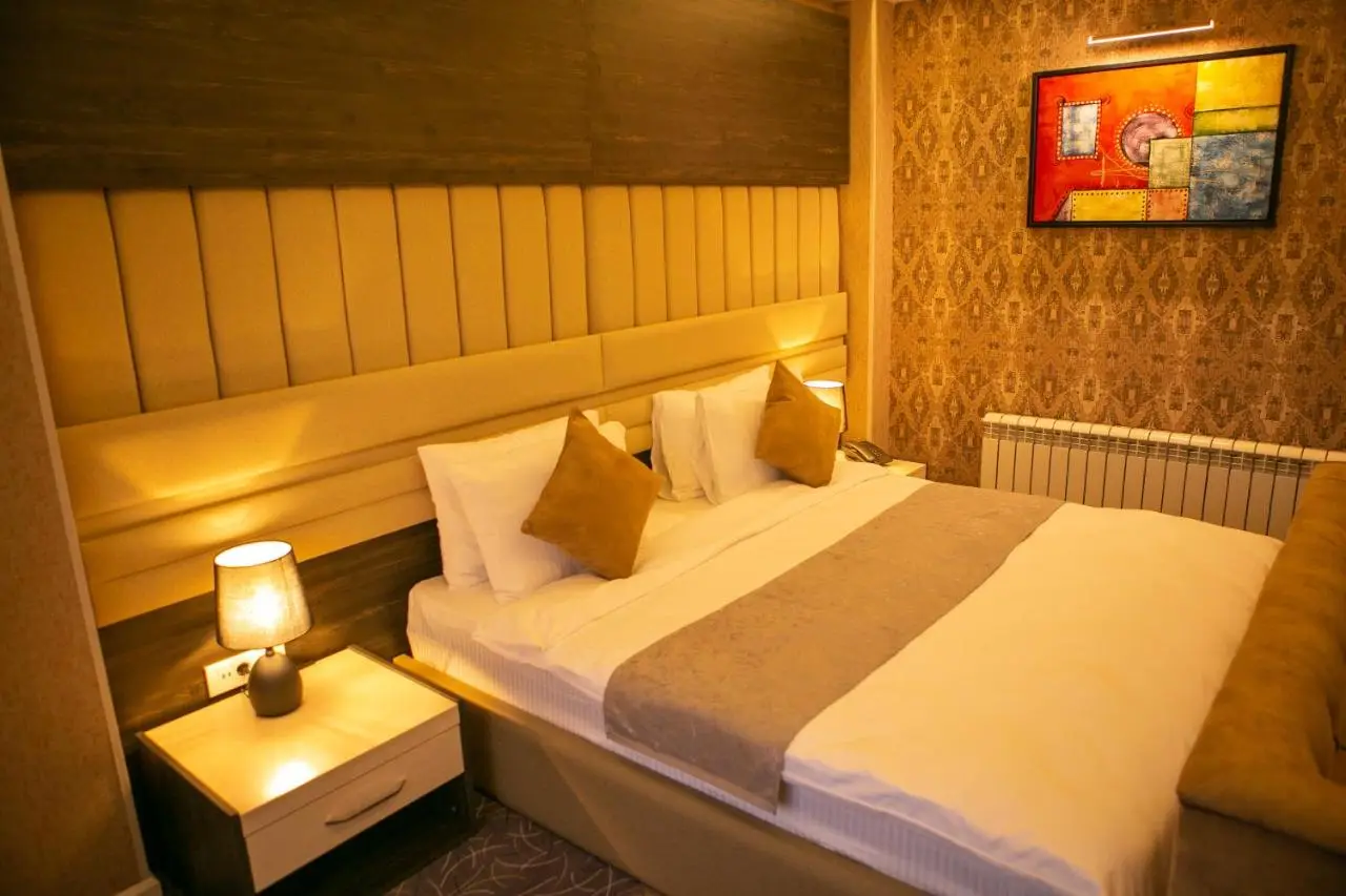 Parkway Inn Hotel & Spa