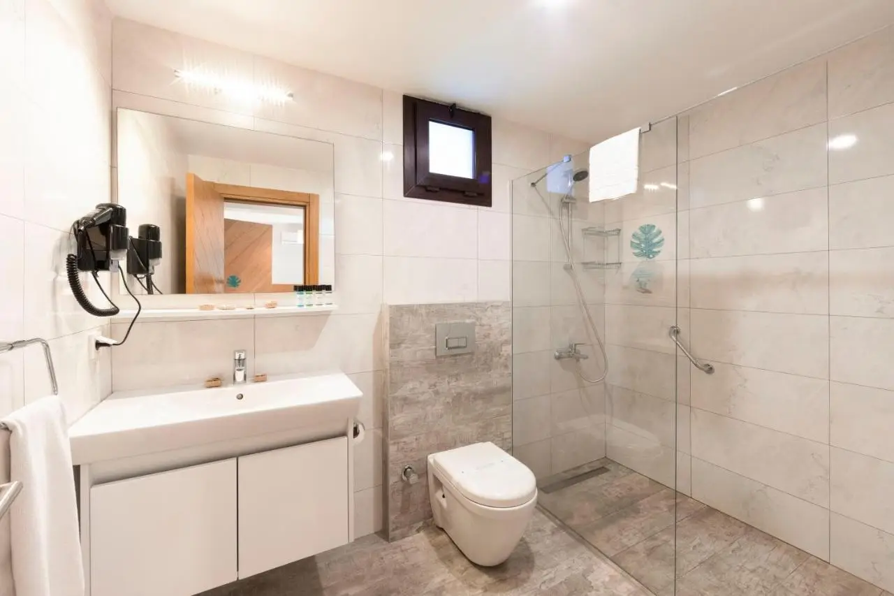 Dorman Suites