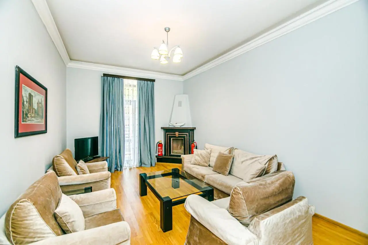 Azneft Garden Apartment