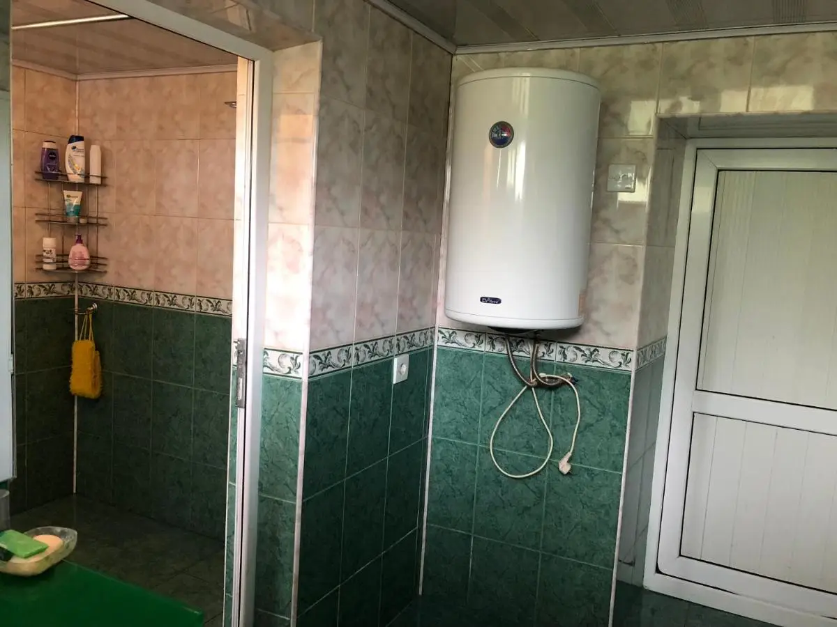 Shaki Host House