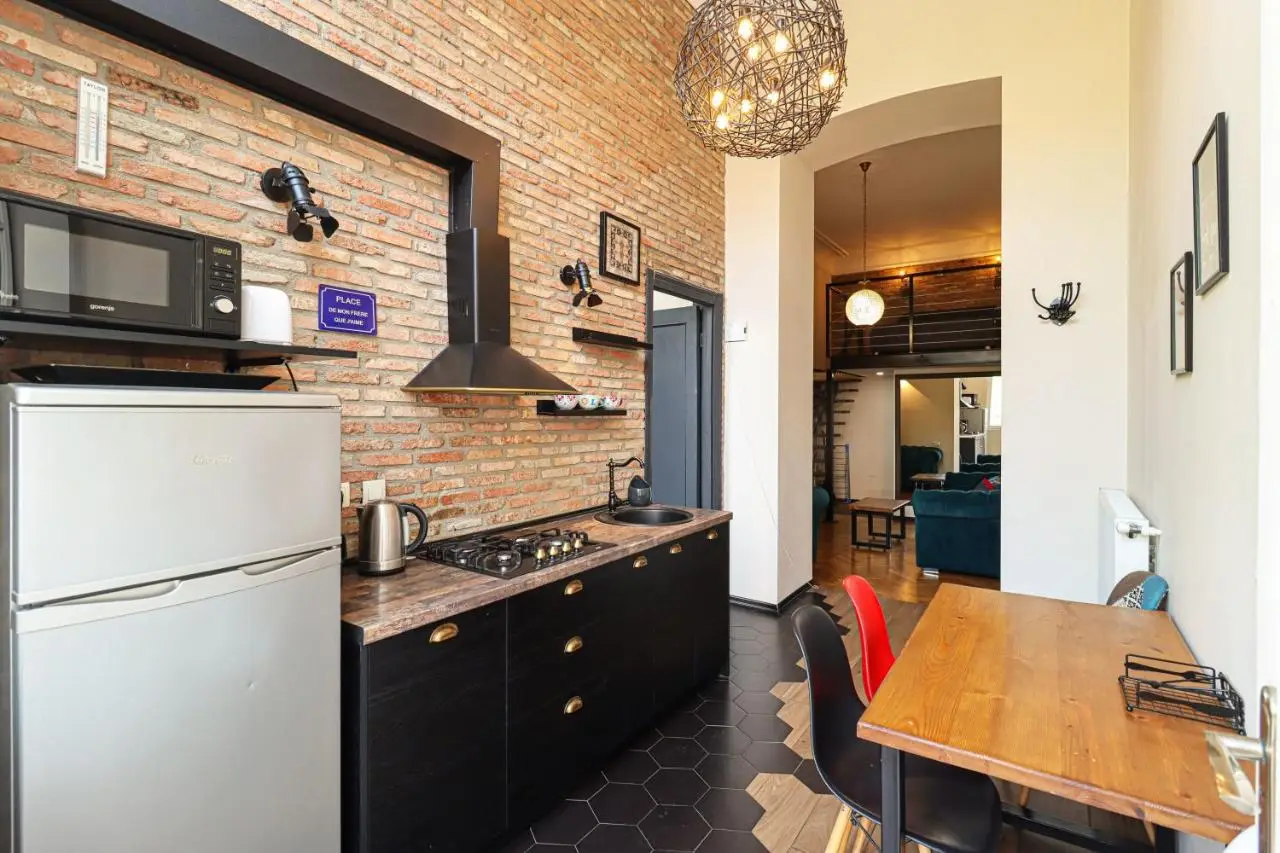 Wehost Mezzanine Apartment