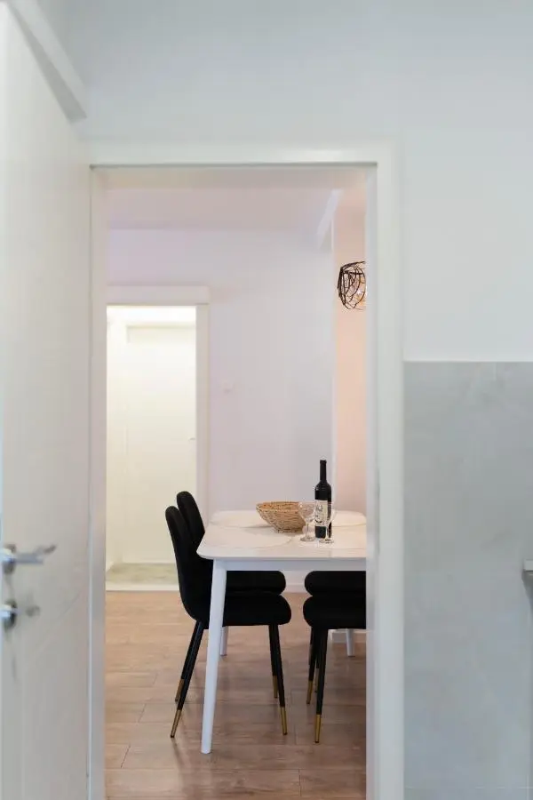 Apartment Naya