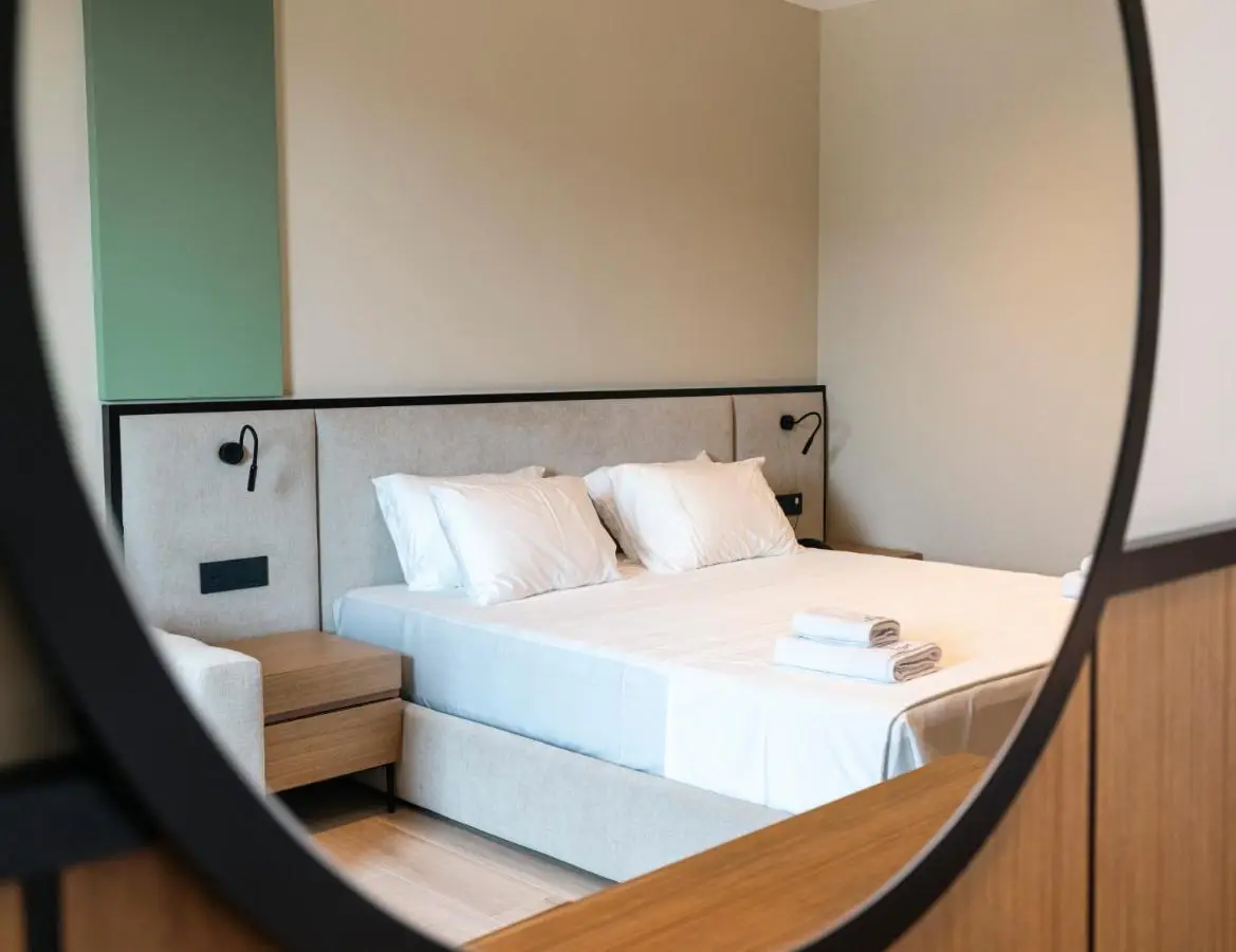 Green Light Hotel