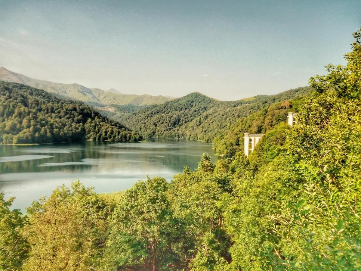 Goy Gol Lake Resort