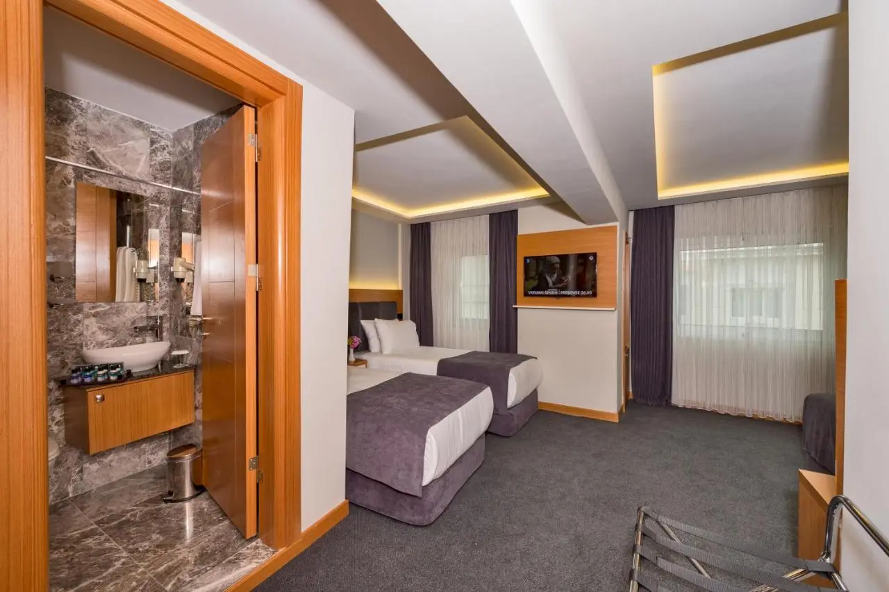 Bergama Hotel Old City