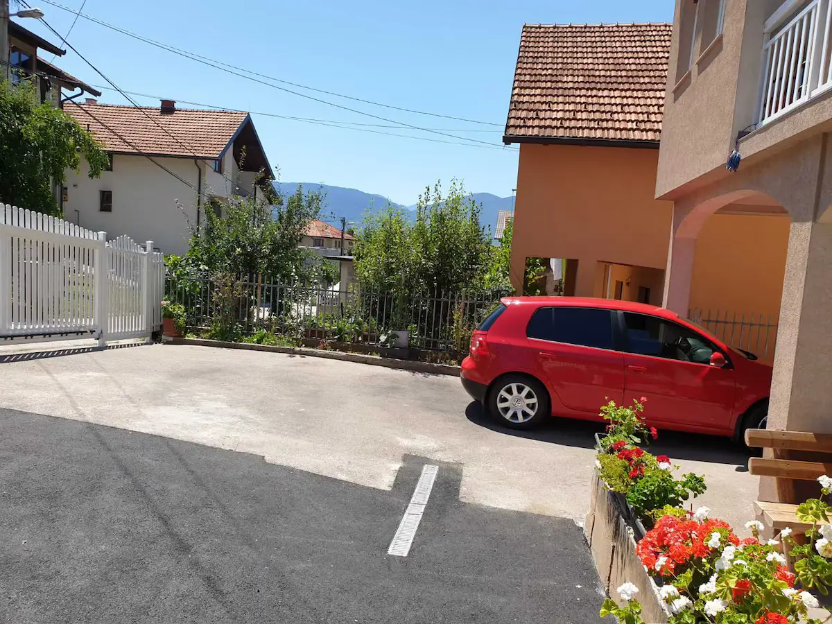Aida's accommodation near the airport, without city noise