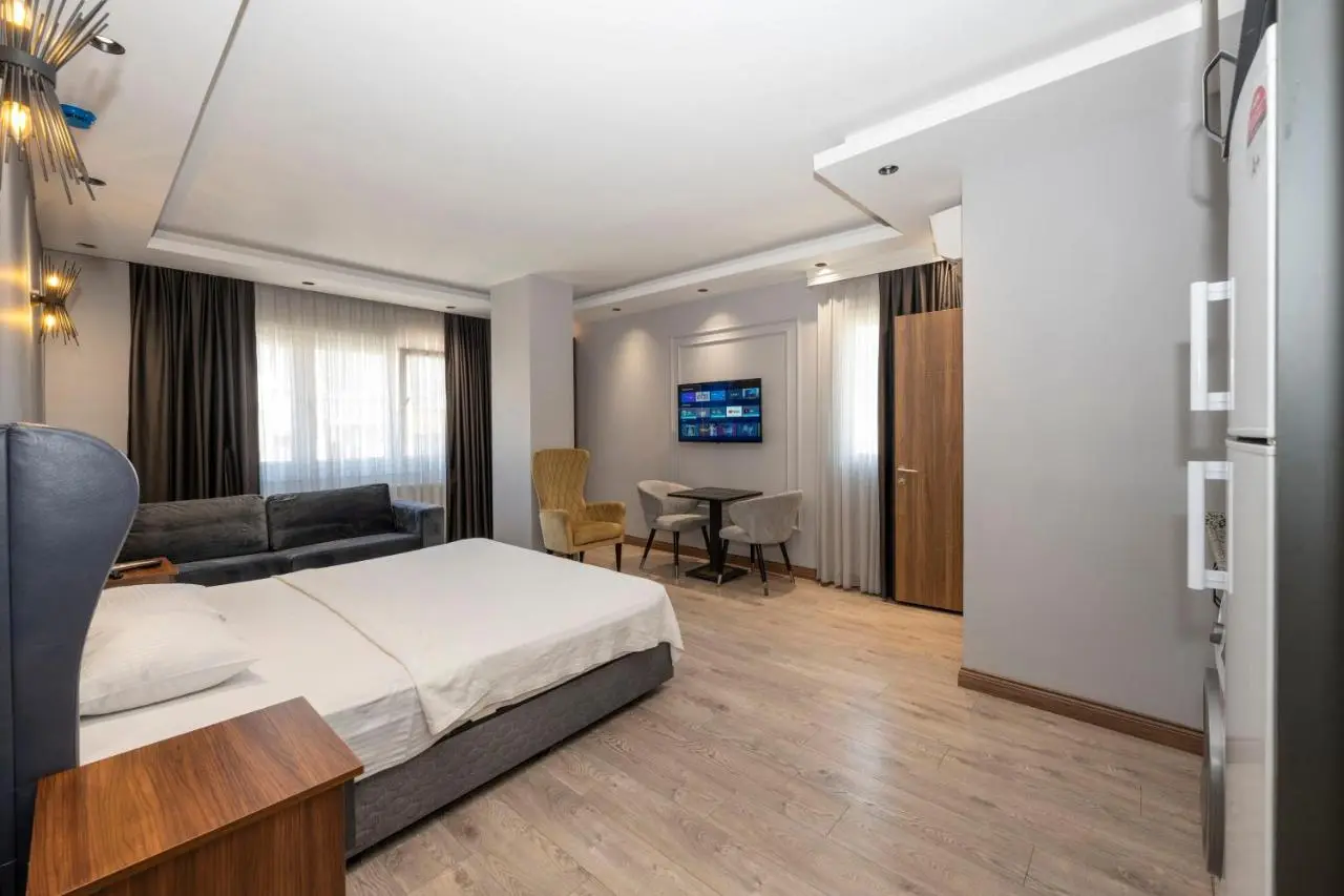 Comfort Suites Hotel