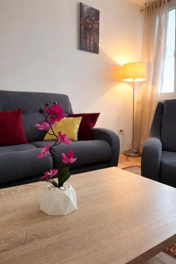 Old Square Apartment - Old Town
