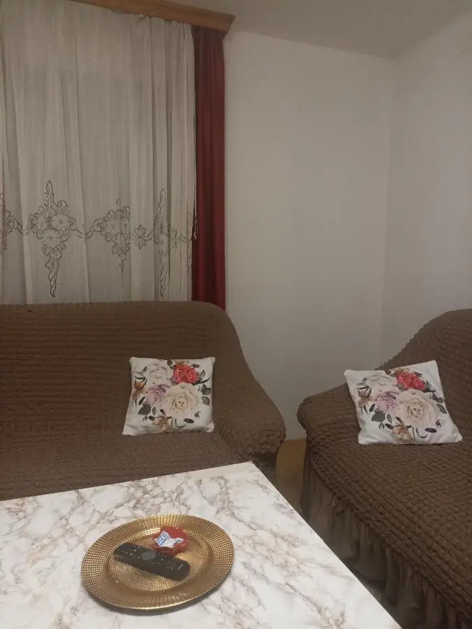Sleep & fly - Sarajevo Airport apartment