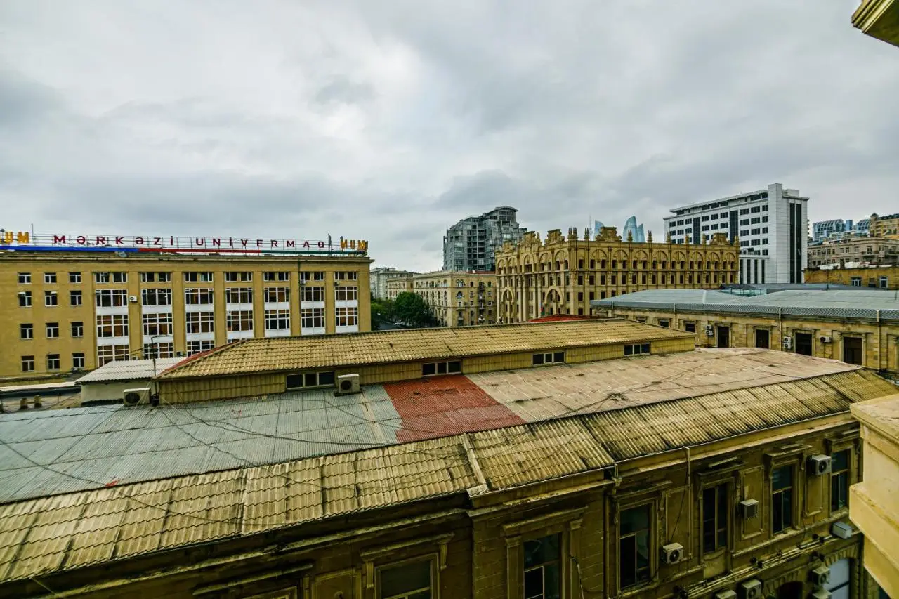 City Centre apartment on Nizami