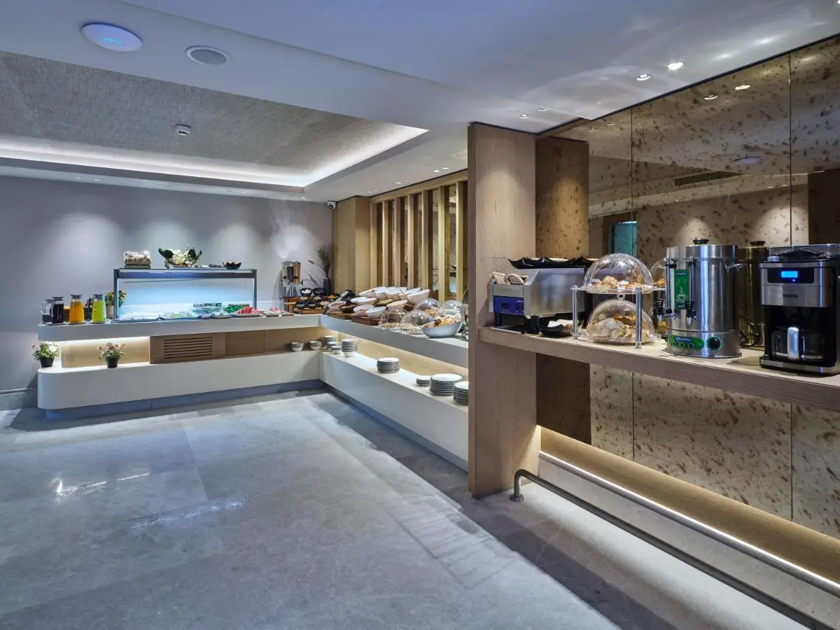 Four-G Hotel Premium
