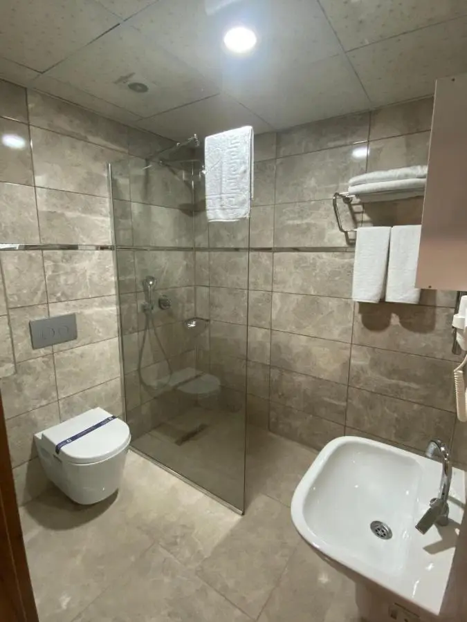 Zümrüt Palas Otel